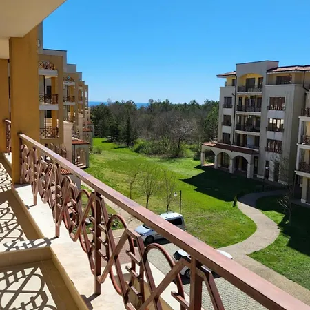 דירה El-em Apartments-g 402 *